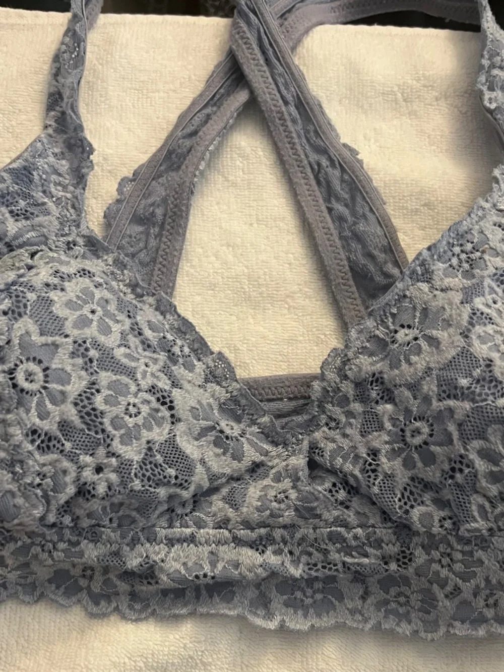 Free People & Aerie Lace Bralette Bundle | 3 Bras | Buy 1 Get 2 Free | M/L